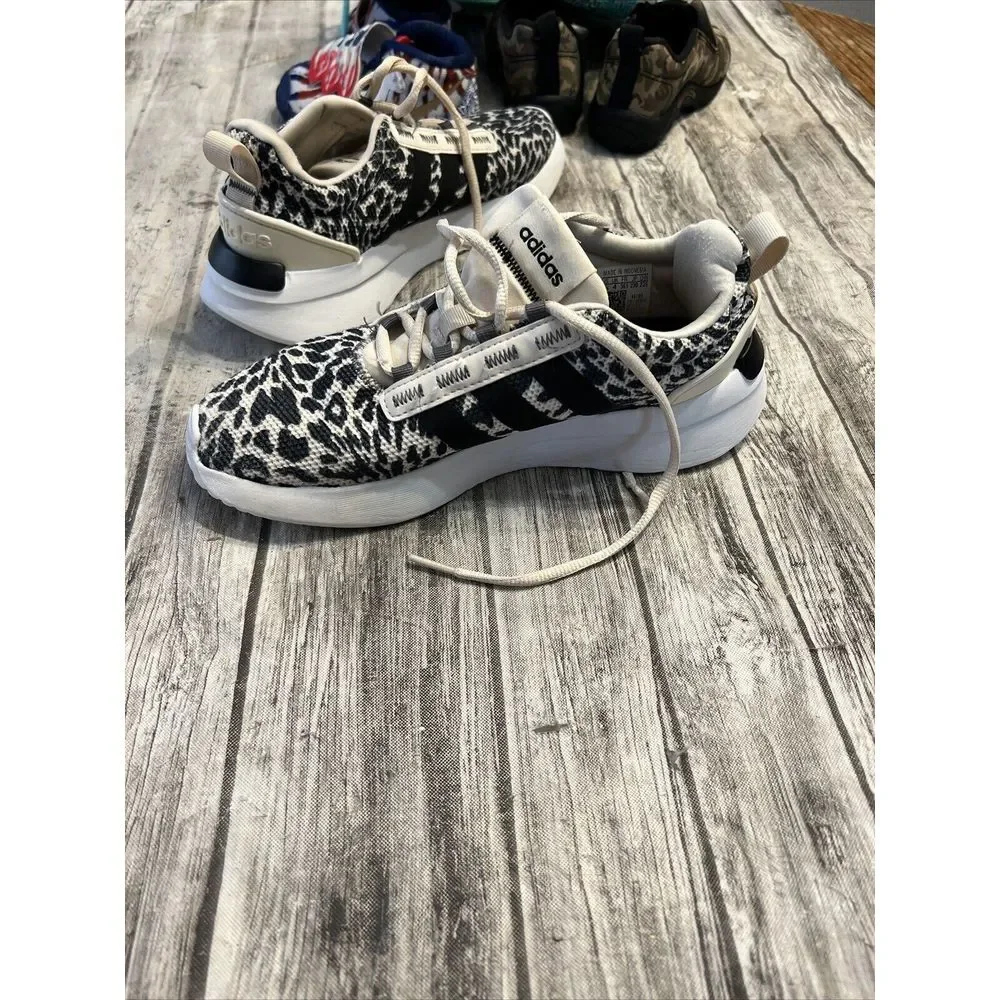 Adidas Swift Run 22 Leopard Cheetah‎ Print Black White GZ 4681 4.5